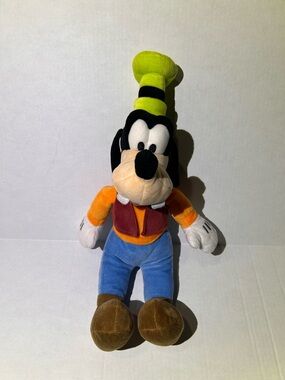 Goofy Plush Stuffed Animal by Disney - Made by Just Play 20 inch